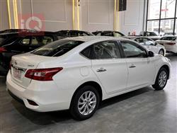 نيسان سيلفي